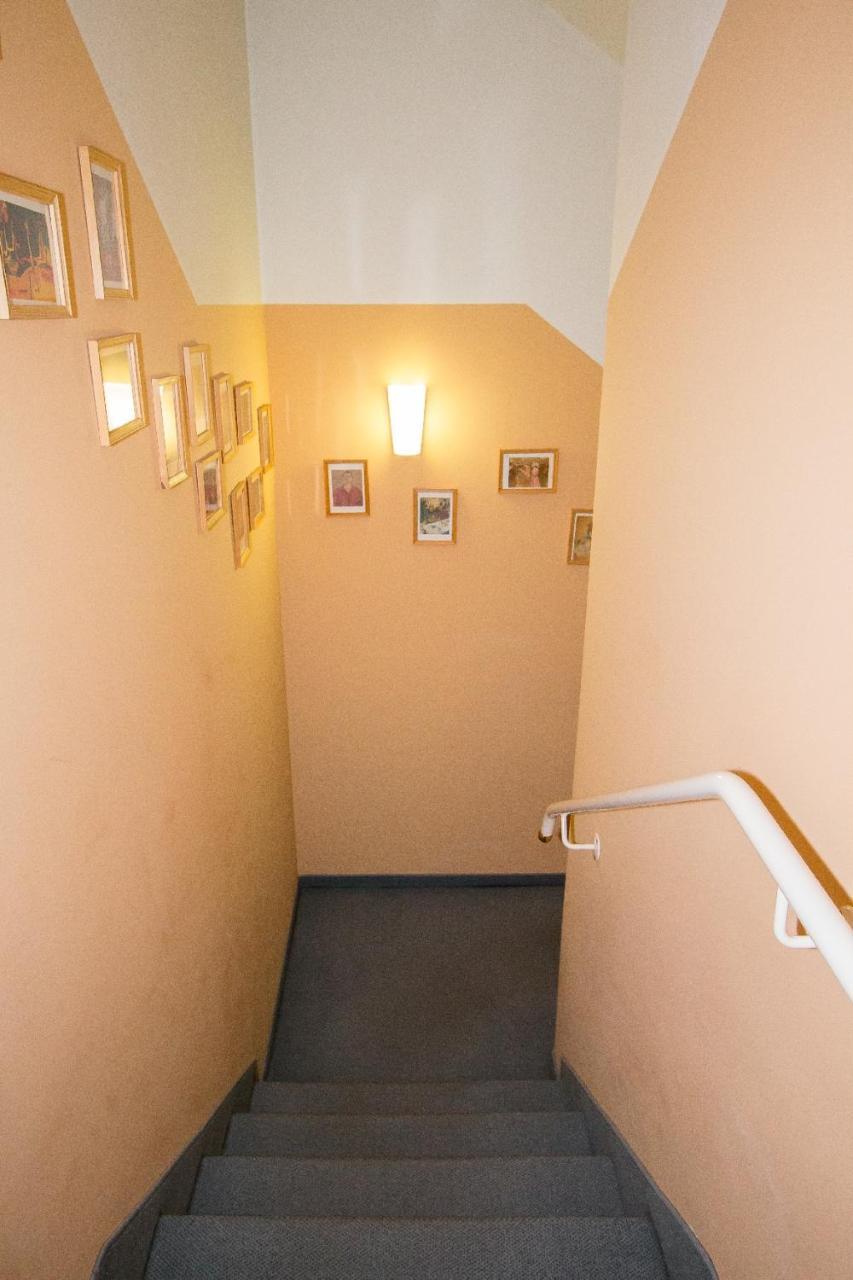 Hotel Garni Am Markt - Businesshotel - Fruehstuecksbuffet - Fahrradabstellplatz - Hunde Willkommen นอยชตัดท์ เบย โคบวร์ก ภายนอก รูปภาพ