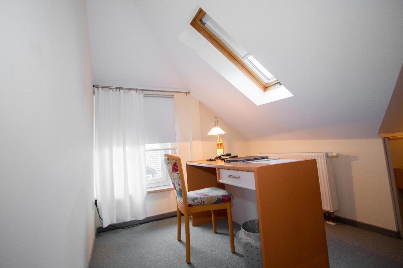 Hotel Garni Am Markt - Businesshotel - Fruehstuecksbuffet - Fahrradabstellplatz - Hunde Willkommen นอยชตัดท์ เบย โคบวร์ก ภายนอก รูปภาพ