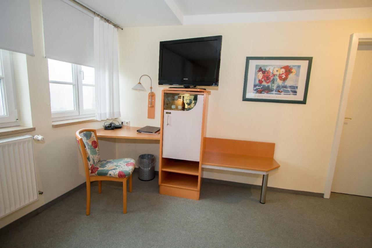 Hotel Garni Am Markt - Businesshotel - Fruehstuecksbuffet - Fahrradabstellplatz - Hunde Willkommen นอยชตัดท์ เบย โคบวร์ก ภายนอก รูปภาพ